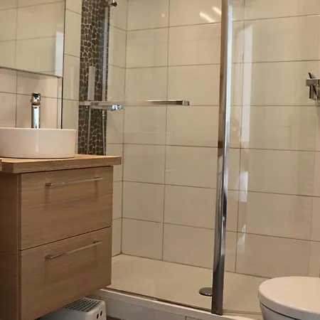 Bel Pour 2 Personnes - Centre Ville Апартаменты Йер